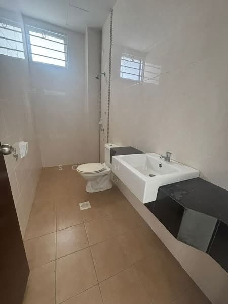 Semi-Detached House for Sale in Johor Bahru (Johor) - SC Cheng - Bathroom - PropertyGuru.com.my