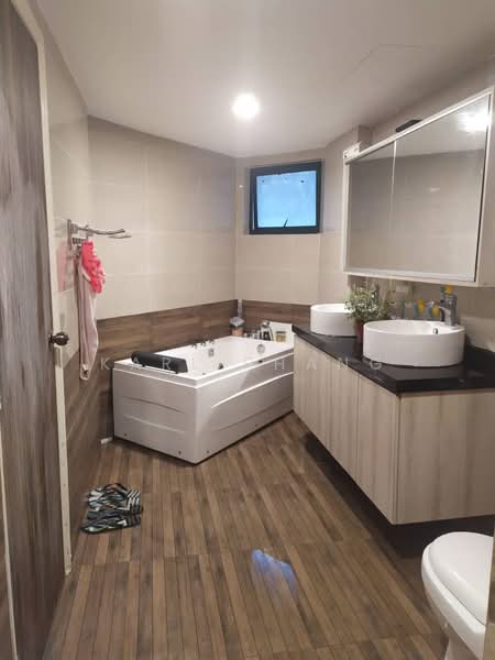 Sang Suria untuk Untuk Dijual - RM 720,000, Feb 2026 - Bathroom - PropertyGuru.com.my