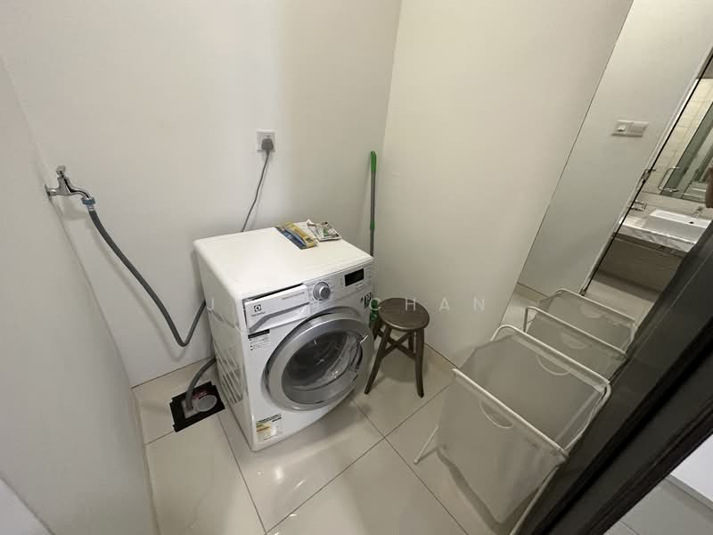 Service Residence for Sale at Bayberry @ Tropicana Gardens - Joan Chan - laundry - PropertyGuru.com.my