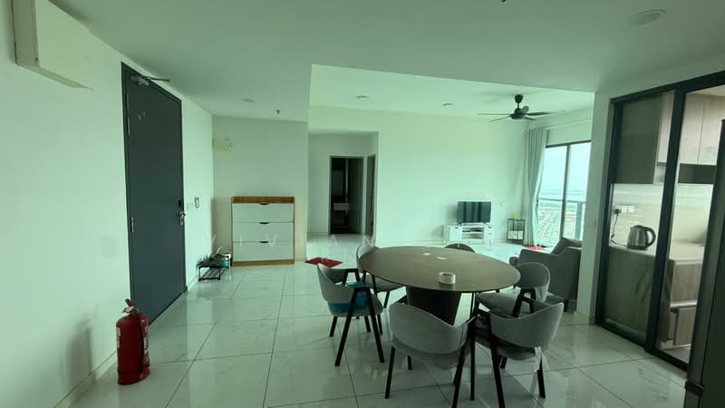 Suasana @ Utropolis untuk Untuk Dijual - RM 530,000, Feb 2026 - Living Room - PropertyGuru.com.my
