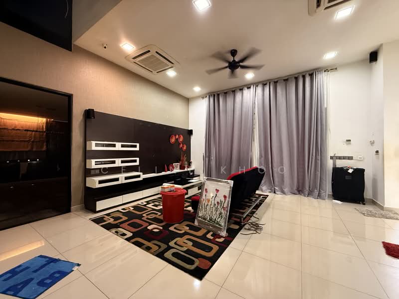 2-storey Terraced House for Sale in Setia Alam (Selangor) - Celine Khoo - Living Room - PropertyGuru.com.my