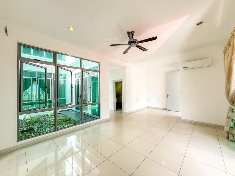 2-storey Terraced House for Sale in Setia Eco Glades (Cyberjaya) - Azli Ibrahim - Living Room - PropertyGuru.com.my