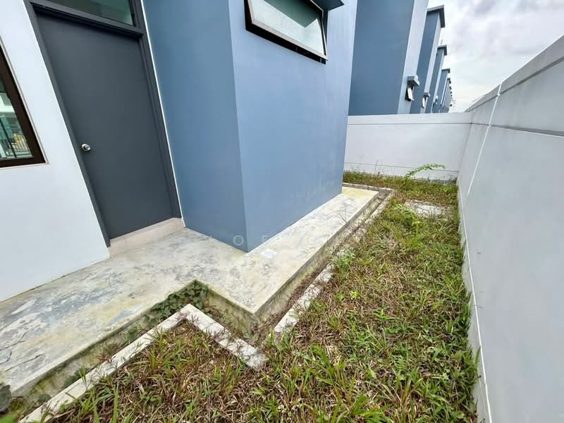 2-storey Terraced House for Sale in Johor Bahru (Johor) - Chloe Chin - Exterior - PropertyGuru.com.my