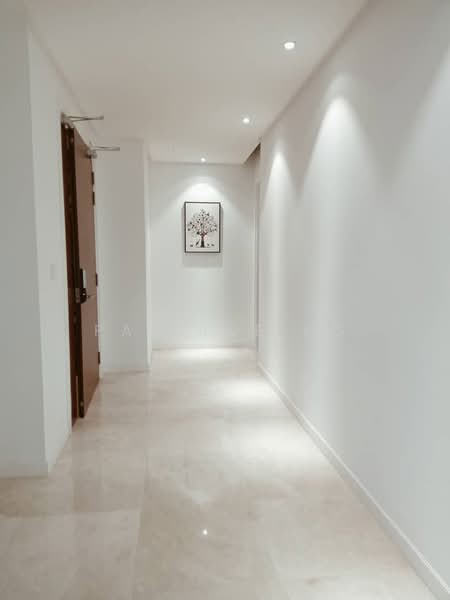 Service Residence for Rent at The Astaka @ 1 Bukit Senyum - Pauline Ng - Corridor - PropertyGuru.com.my