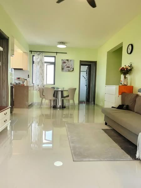 Starview Bay @ Forest City untuk Untuk Dijual - RM 600,000, Feb 2026 - Living Room - PropertyGuru.com.my