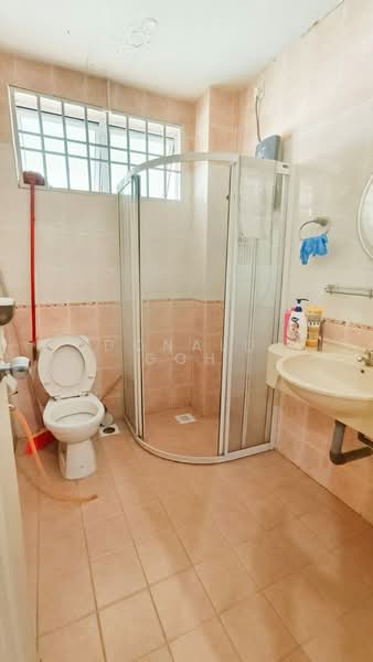 2.5-storey Terraced House for Sale in Taman Ipoh Baru (Ipoh) - Donald Goh - Bathroom - PropertyGuru.com.my