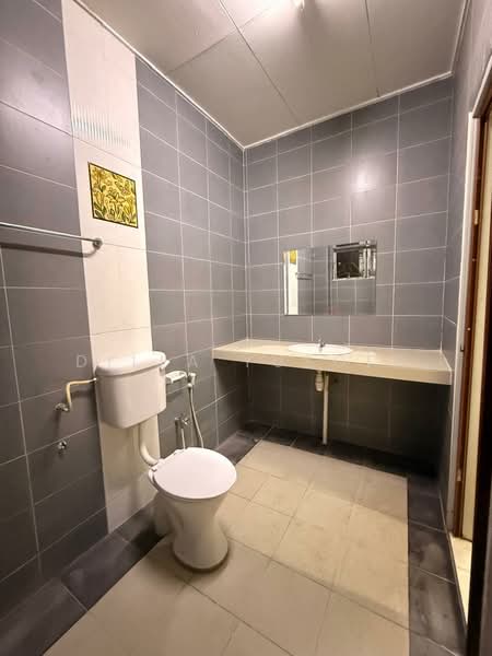 2-storey Terraced House for Sale in Taman Bukit Ria (Kajang) - DILLA YUSOFF - Bathroom - PropertyGuru.com.my