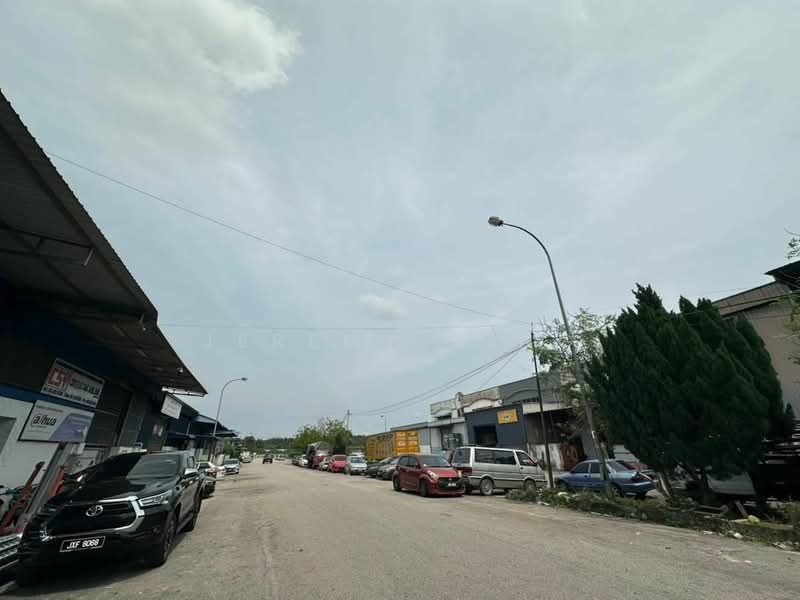 Shop for Sale in Taman Tan Sri Yaacob (Johor Bahru) - Jeremy Ding - Exterior - PropertyGuru.com.my
