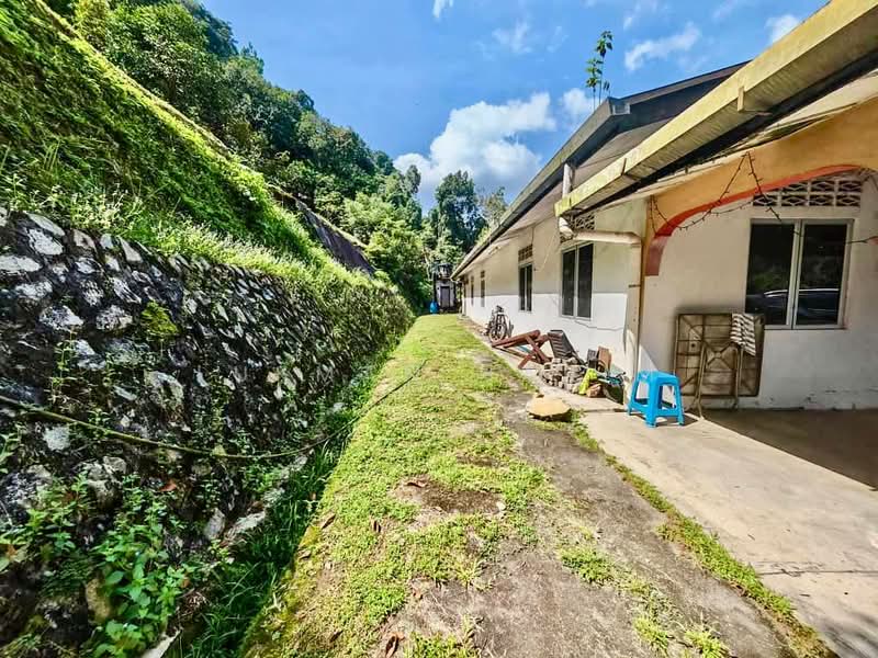 Agricultural Land for Sale in Kampung Kemensah (Ulu Kelang) - Lukman Hakim - Exterior - PropertyGuru.com.my