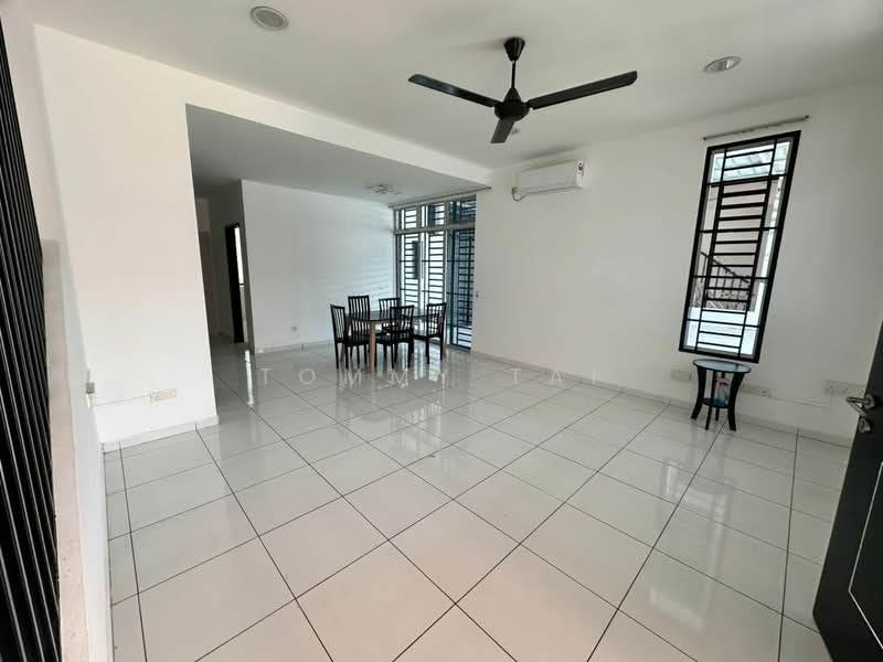 2-storey Terraced House for Rent in Bukit Indah (Iskandar Puteri (Nusajaya)) - Tommy Tai - Living Room - PropertyGuru.com.my