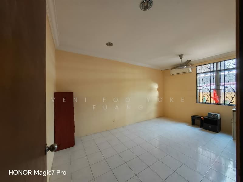 Impian 6 (2-Storey, 22x75) @ Setia Alam untuk Untuk Disewa - RM 1,800 /bulan, Mac 2026 - Living Room - PropertyGuru.com.my