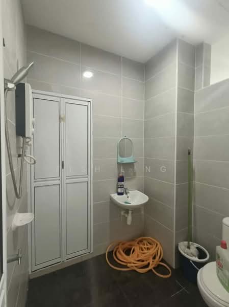 BM City Suites @ BM City Mall untuk Untuk Disewa - RM 1,100 /bulan, Mac 2026 - Bathroom - PropertyGuru.com.my