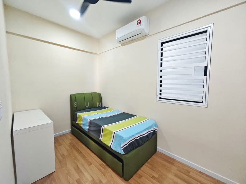 Condominium for Rent at TRI PINNACLE - Sunny Lai - Bedroom - PropertyGuru.com.my