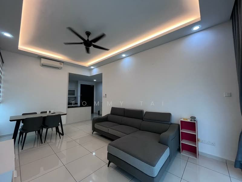 Wave @ Marina Cove untuk Untuk Disewa - RM 2,600 /bulan, Feb 2026 - Living Room - PropertyGuru.com.my