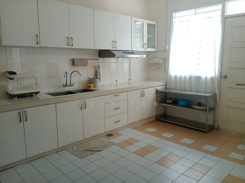 Impian 6 untuk Untuk Disewa - RM 2,300 /bulan, Mac 2026 - Kitchen - PropertyGuru.com.my