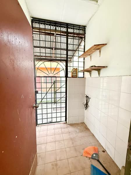 Taman Kurnia Indah untuk Untuk Dijual - RM 720,000, Mac 2026 - Entrance - PropertyGuru.com.my