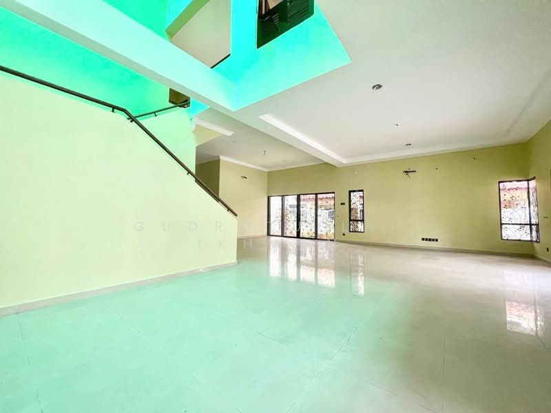 Semi-Detached House for Sale in Ampang (Selangor) - Gudrotullah Ikhwan - Living Room - PropertyGuru.com.my