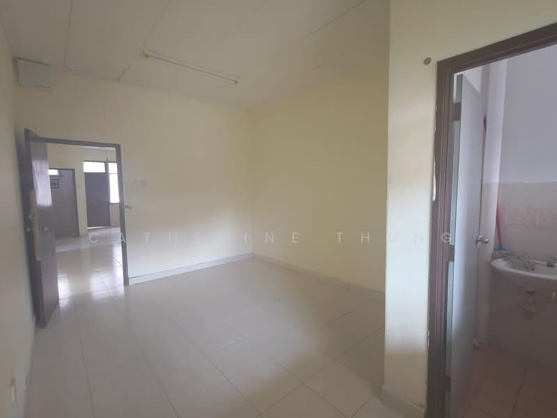 1-storey Terraced House for Sale in Bandar Putra (Kulai) - Catherine Thung - PropertyGuru.com.my