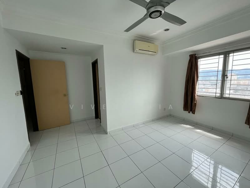 Condominium for Sale at Axis Residence @ Axis Pandan - Viven Chia - Bedroom - PropertyGuru.com.my