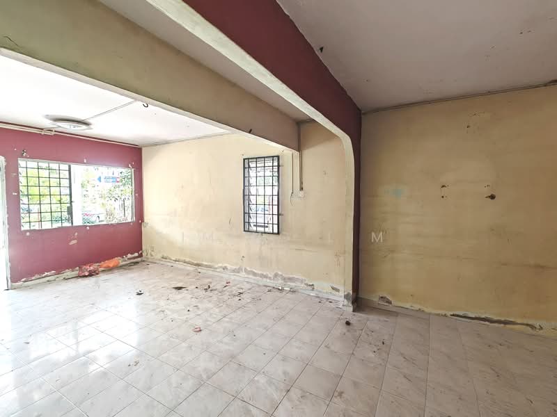2-storey Terraced House for Sale in Taman Damai Jaya (Skudai) - Siming Lim - Living Room - PropertyGuru.com.my