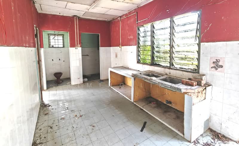 2-storey Terraced House for Sale in Taman Damai Jaya (Skudai) - Siming Lim - Kitchen - PropertyGuru.com.my