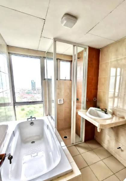 Condominium for Sale at Sea View Tower - Nan See Ng - Bathroom - PropertyGuru.com.my