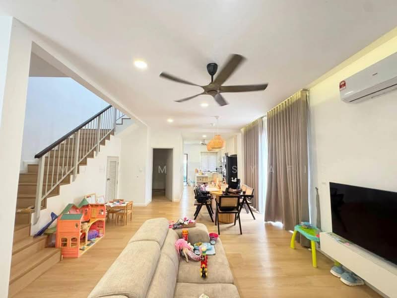 2-storey Terraced House for Sale in Hulu Langat (Selangor) - Muhammad Syafiq - Living Room - PropertyGuru.com.my