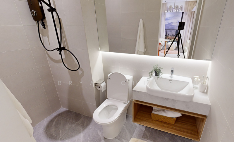 Service Residence for Sale at Summer Suites - Residensi Bukit Meldrum - Bryan Chiew - Bathroom - PropertyGuru.com.my