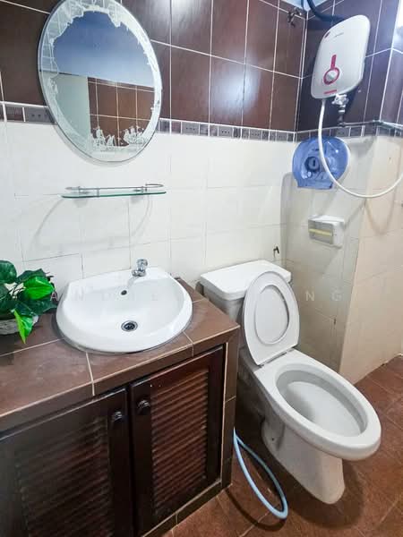 2 storey Semi-D, Lilitan Sungai Emas, Batu Ferringhi untuk Untuk Dijual - RM 850,000, Mac 2026 - Bathroom - PropertyGuru.com.my