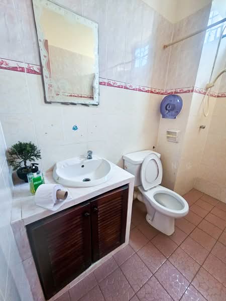 2 storey Semi-D, Lilitan Sungai Emas, Batu Ferringhi untuk Untuk Dijual - RM 850,000, Mac 2026 - Bathroom - PropertyGuru.com.my