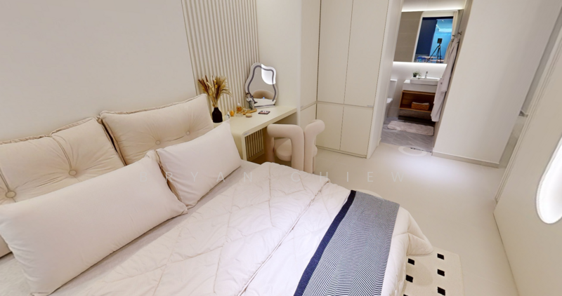 Service Residence for Sale at Summer Suites - Residensi Bukit Meldrum - Bryan Chiew - Bedroom - PropertyGuru.com.my