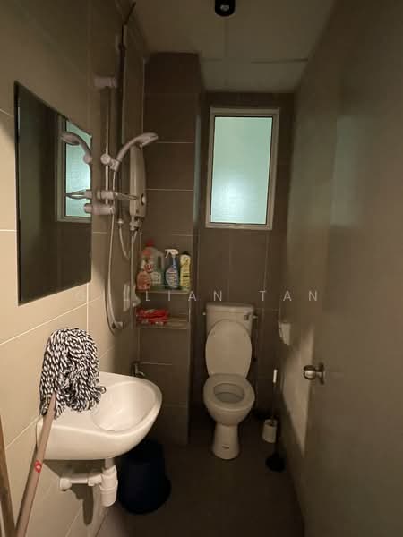 D'suria Condominium untuk Untuk Disewa - RM 2,800 /bulan, Feb 2026 - Bathroom - PropertyGuru.com.my