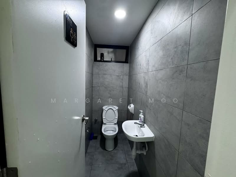 Shop for Rent in Taman Pelangi (Johor Bahru) - Margaret Moo - Bathroom - PropertyGuru.com.my