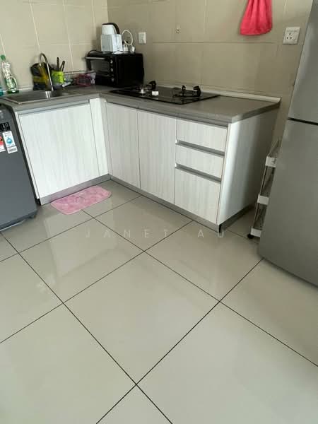 Service Residence for Sale at Flexis @ One South - Janet Au - Kitchen - PropertyGuru.com.my