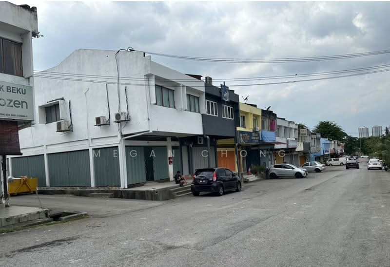 Shop / Office for Sale in Taman Bukit Kuchai (Bandar Kinrara) - Megan Chong - Exterior - PropertyGuru.com.my