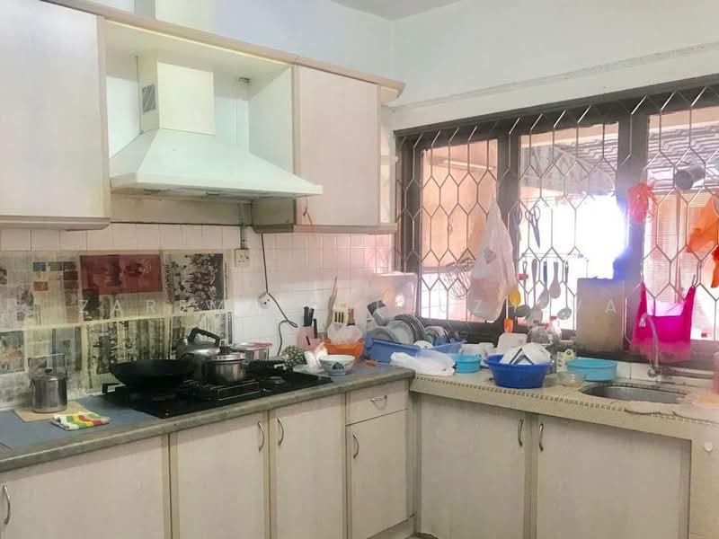 2-storey Terraced House for Sale in Bangsar (Kuala Lumpur) - Zarema Kulbuzheva - Kitchen - PropertyGuru.com.my