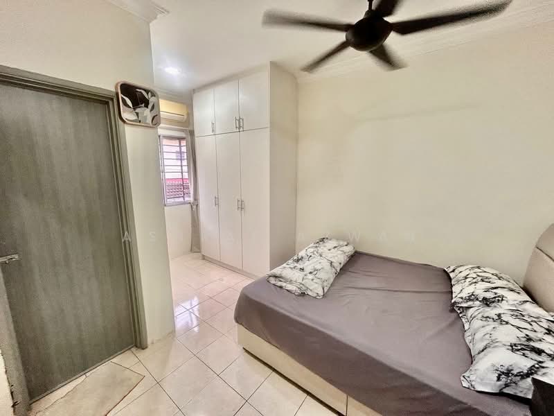 Taman Universiti untuk Untuk Dijual - RM 565,000, Feb 2026 - Bedroom - PropertyGuru.com.my