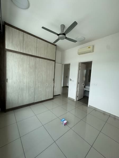 Service Residence for Sale at Conezion Residences - Broson Khong Chun Wai - Bedroom - PropertyGuru.com.my