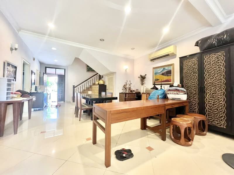 Semi-Detached House for Sale in Presint 14 (Putrajaya) - Gudrotullah Ikhwan - Living Room - PropertyGuru.com.my