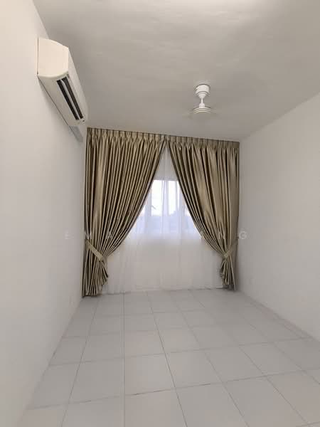Kondominium untuk Disewa di Residensi Sateria - EMA ALLANG - Interior - PropertyGuru.com.my