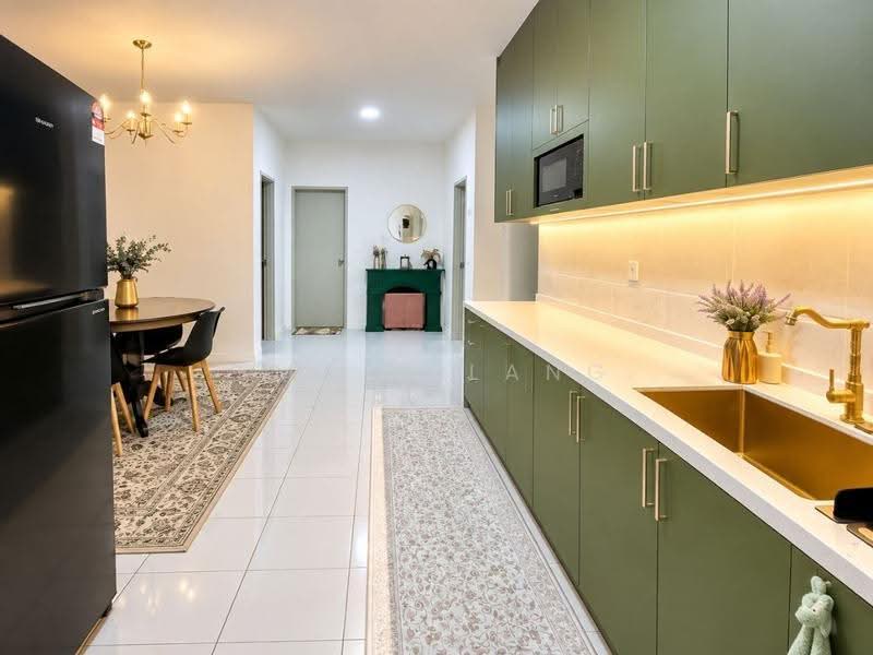 Kondominium untuk Disewa di Residensi Sateria - EMA ALLANG - Kitchen - PropertyGuru.com.my