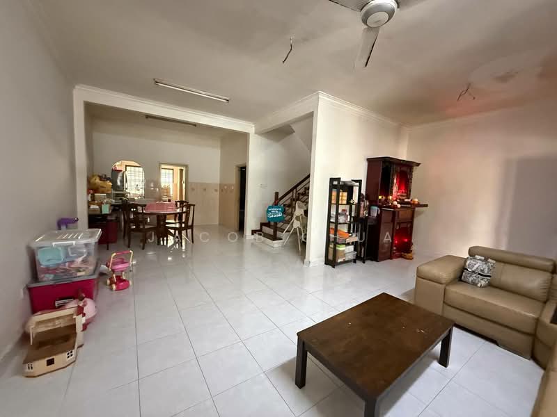 Terraced House for Sale in Skudai (Johor) - Jacob Chua - Living Room - PropertyGuru.com.my