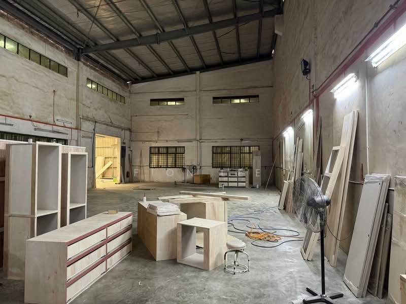 Semi-D Factory for Rent in Taman Perindustrian Cemerlang (Ulu Tiram) - Fion Lee - Interior - PropertyGuru.com.my