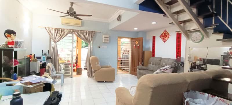 2-storey Terraced House for Sale in Seri Kembangan (Selangor) - Muhammad Muadz - Living Room - PropertyGuru.com.my
