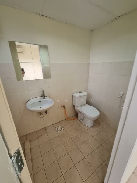 Condominium for Rent at Palm Spring @ Damansara - Ethan Swe - Bathroom - PropertyGuru.com.my