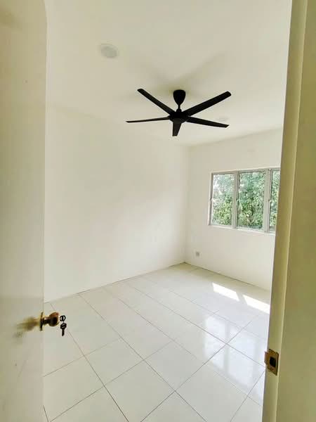 Taman Mawar Sg Lang Banting untuk Untuk Dijual - RM 485,000, Mac 2026 - Interior - PropertyGuru.com.my