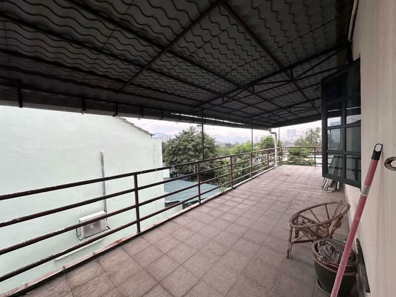 2-storey Terraced House for Sale in Taman Bukit Maluri (Kepong) - Adrian Siow - Balcony - PropertyGuru.com.my