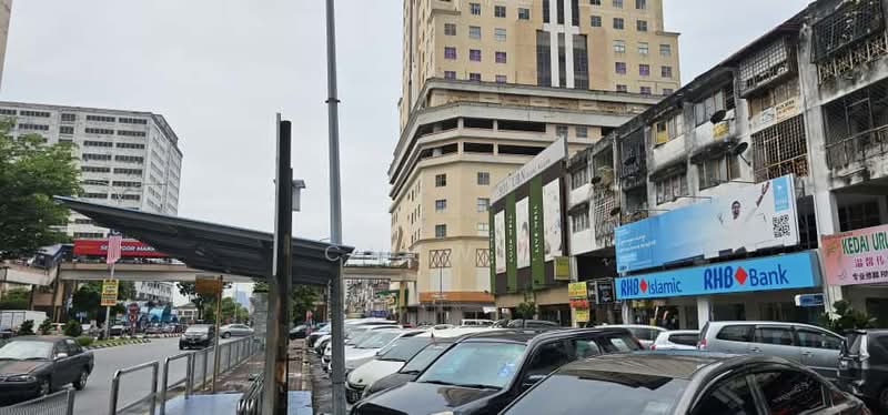 Shop for Rent in Ampang (Selangor) - Chew . - Exterior - PropertyGuru.com.my