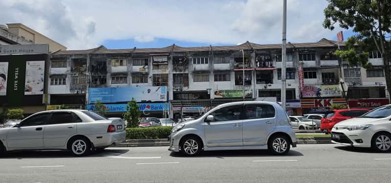 Shop for Rent in Ampang (Selangor) - Chew . - Exterior - PropertyGuru.com.my