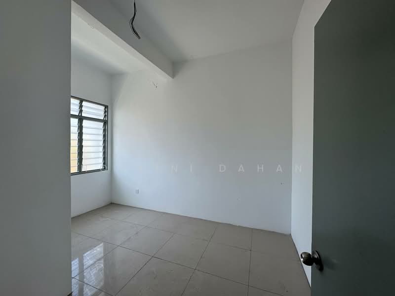 Taman Langat Utama untuk Untuk Dijual - RM 498,888, Mac 2026 - Interior - PropertyGuru.com.my